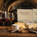 Week end dégustation vin et fromage : verres de vin et sélection de fromages en cave