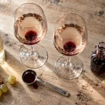 Kir au vin blanc, crème de cassis et vin blanc